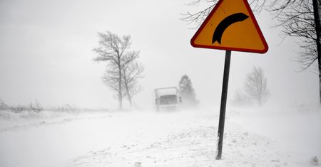 Pogoda. Ostrzeżenia IMGW. Silne opady śniegu i zamiecie