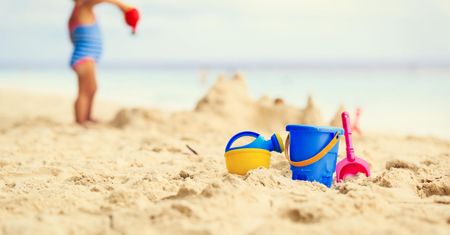 Zgubiła dziecko na plaży. Kreatywni plażowicze pomogli je odnaleźć