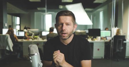 Facebook usunął profil Brand24. Znikł też Michał Sadowski, jej współzałożyciel