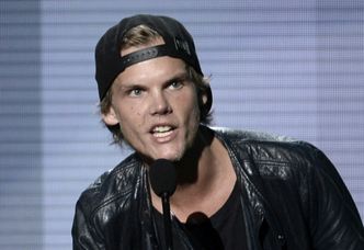 Avicii dzień przed śmiercią bawił się na jachcie ze znajomymi. "Był w dobrym nastroju" (FOTO)