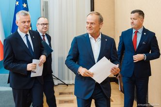 Dolar najdroższy od miesiąca. Złoty reaguje na wybory? Ekspert wskazuje przyczynę