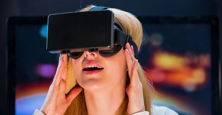 Modecom Volcano VR Blaze, czyli Cardboard na sterydach już w sprzedaży