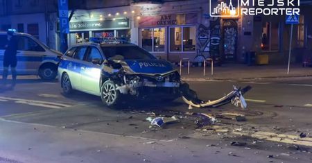 Jechali do bójki. W Warszawie zderzyły się dwa policyjne radiowozy