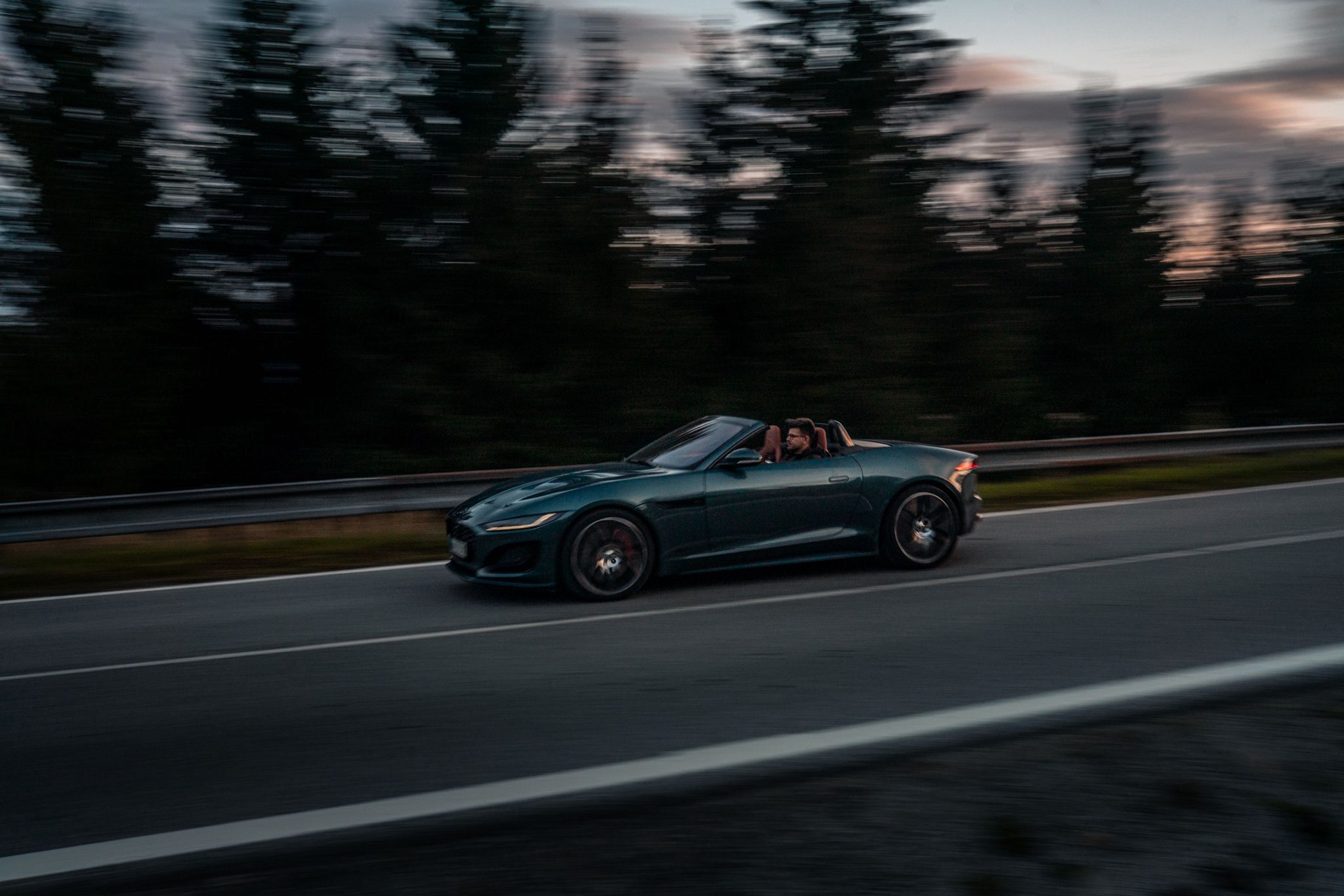 Jaguar F-Type P450