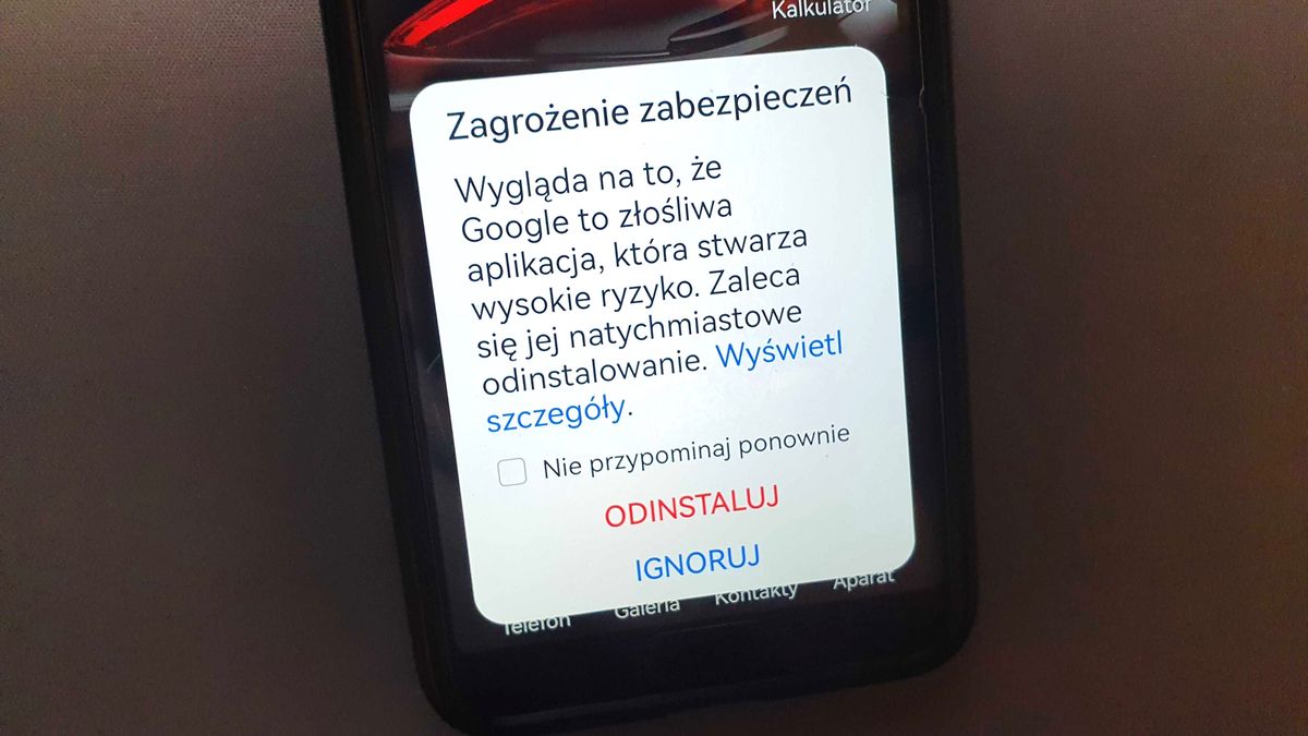 Komunikat w smartfonie Huawei P20