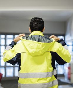 Dodatkowy urlop. Kto może skorzystać z wolnego z powodu siły wyższej?