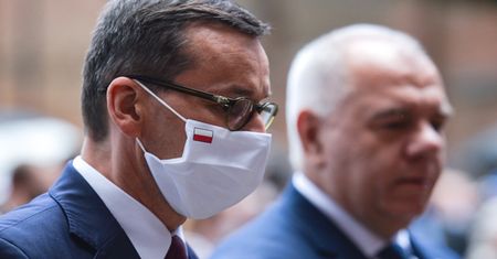 Stalowa Wola. Fabryka miała zrobić 30 mln maseczek. Oto prawdziwa liczba