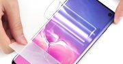 Samsung Galaxy S10 zhakowany z pomocą folii ochronnej. Producent pracuje nad rozwiązaniem