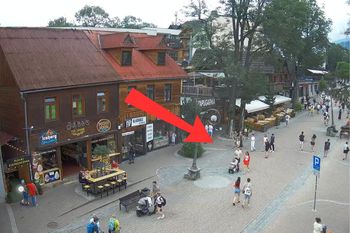 Godzina 12.00 na Krupówkach. Aż przykro patrzeć. Zobaczcie sami