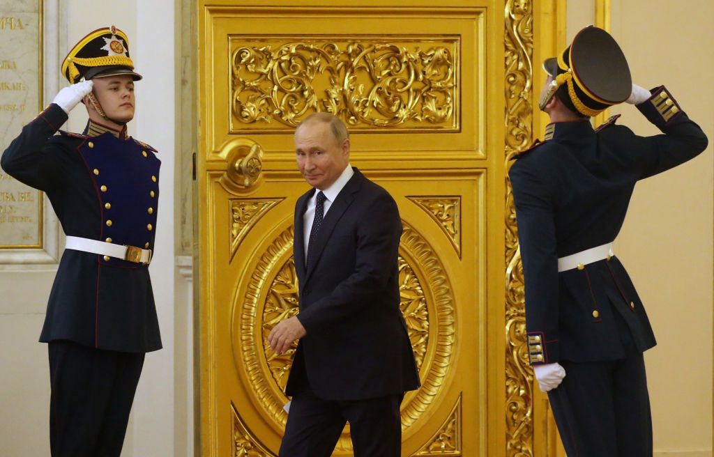 Putin Meets Tokyo 2020 Paralympic MedalistsMOSCOW, RUSSIA - SEPTEMBER,13 (RUSSIA OUT): Russian President Vladimir Putin enters the hall to address Tokyo 2020 Paralympic medalists during the meeting at the Grand Kremlin Palace, on September 13, 2021 in Moscow, Russia. (Photo by Mikhail Svetlov/Getty Images)Mikhail Svetlov