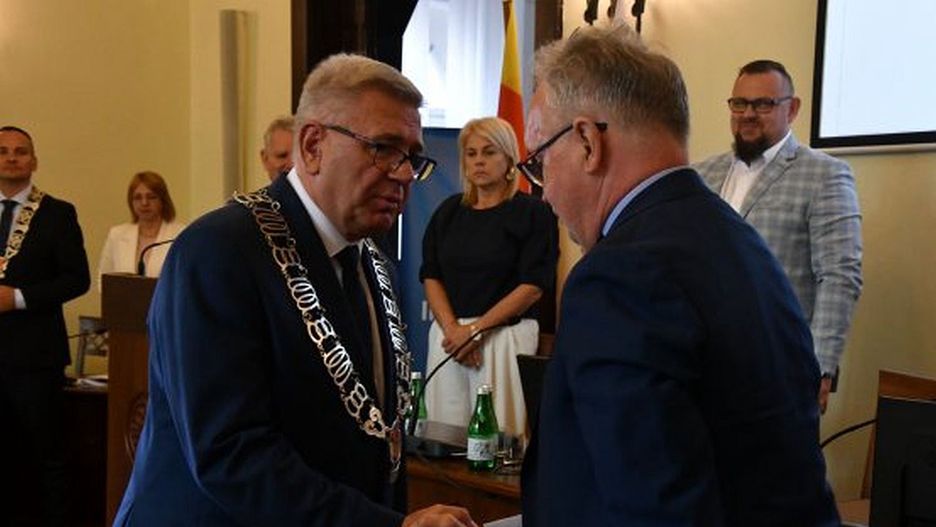 Z lewej Tomasz Marcinkowski, nowy Przewodniczący Rady Miasta w Inowrocławiu