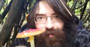 "Chłopaki do wzięcia". Sebastian aka Jezus jadł MUCHOMORY. Lekarze ostrzegają