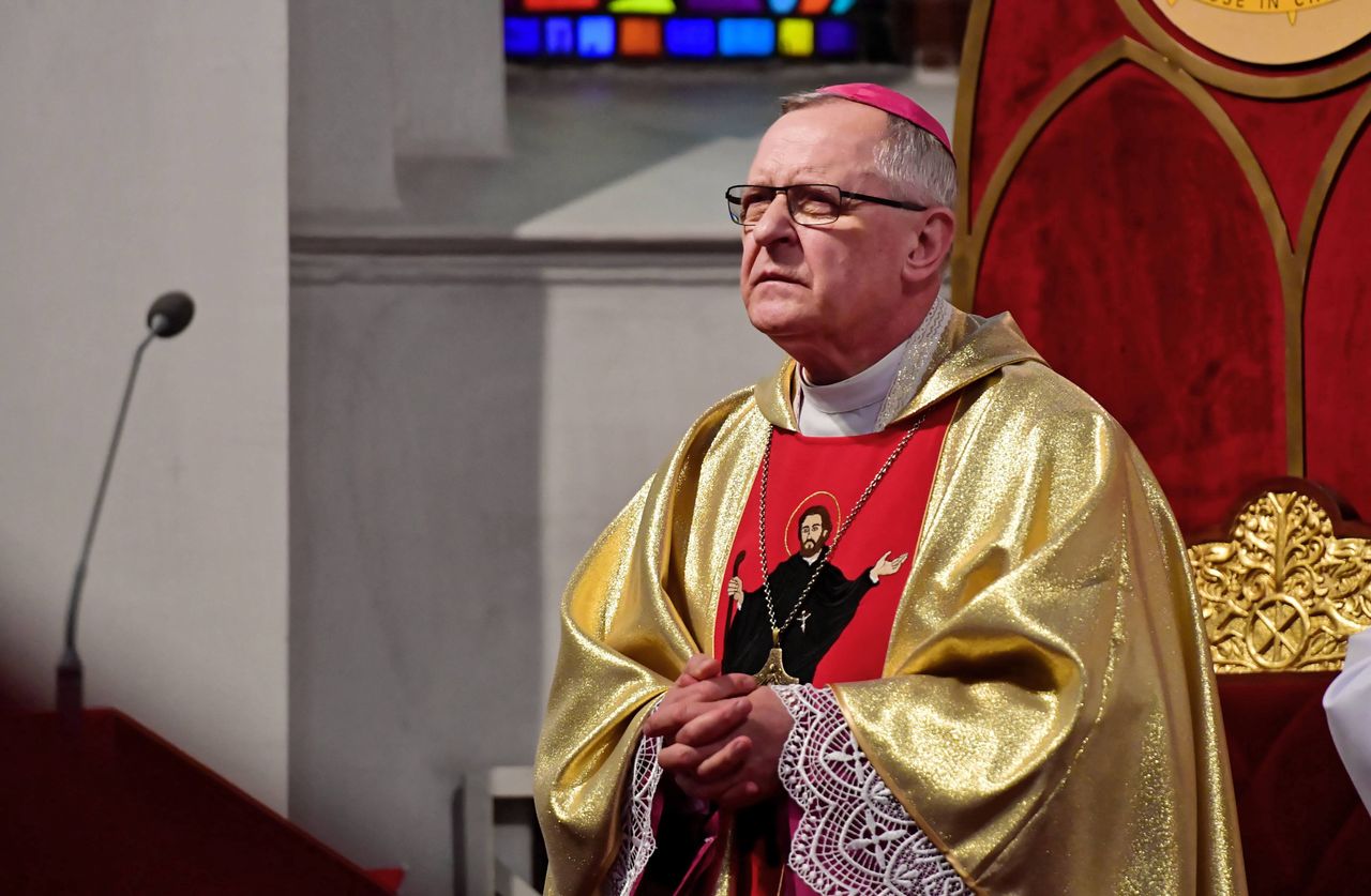 Koronawirus w Polsce. Diecezja reaguje na apel KEP. Dyspensa od uczestnictwa w mszy świętej