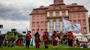 W gościach u księżnej Daisy, czyli co oferuje Zamek Książ na weekend i wakacje? Niezwykłe historie, najlepsze atrakcje, aktualne ceny