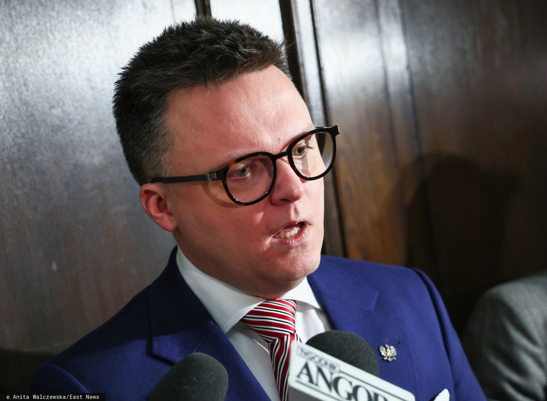 wiadomości,aktualności,WP Wiadomości Zawirowania w Polsce 2050. Hołownia na rozdrożu