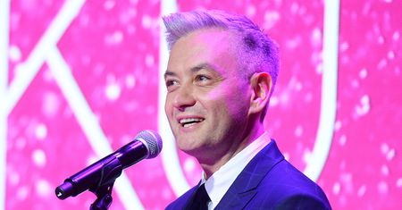 Biedroń pokazał zdjęcie z młodości. Fani: Jak Leonardo DiCaprio