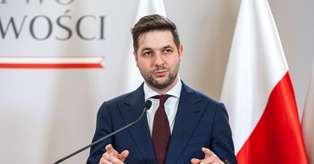 Za czy przeciw? Patryk Jaki jednoznacznie o obecności Polski w Unii Europejskiej