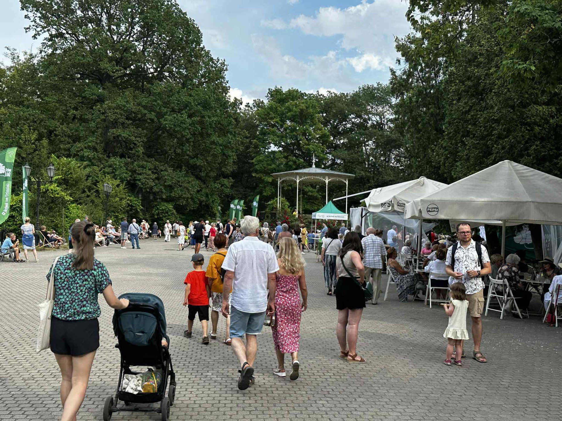 park zrodliska altanka