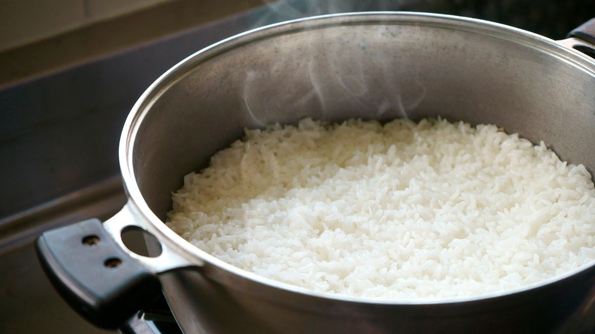 Tak gotuję ryż i nigdy się nie klei. Mam na to sprawdzone metody