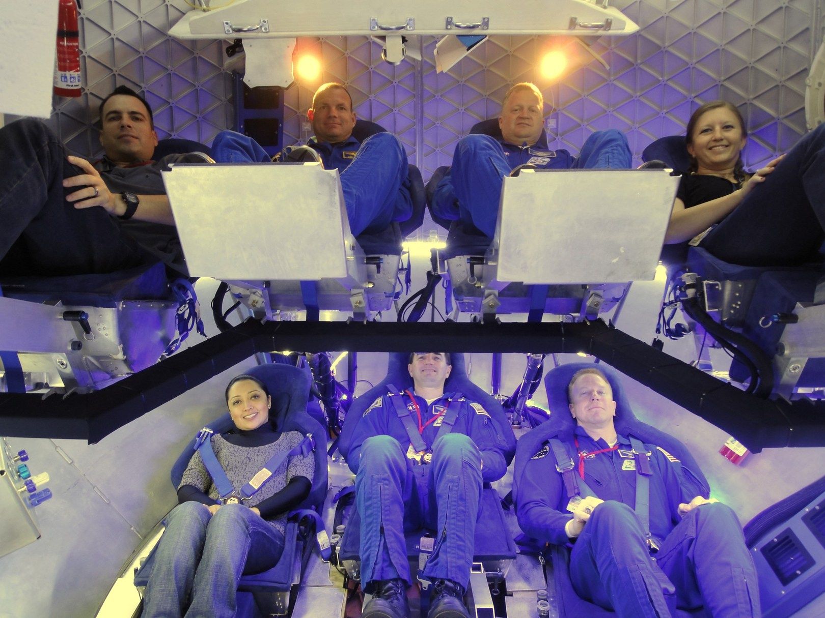 SpaceX Crew Dragon wizja 7 pasażerów