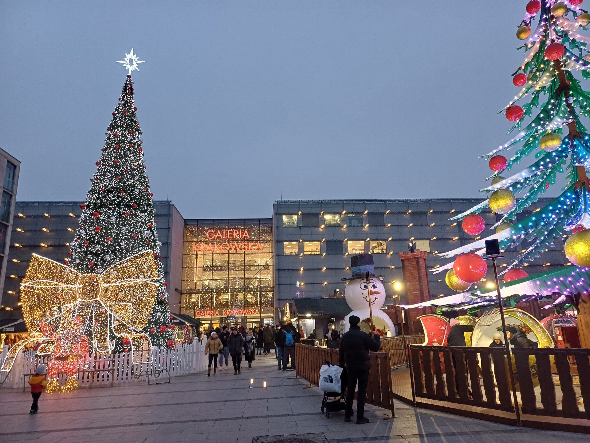 Galicyjski Kiermasz Adwentowy na placu Nowaka-Jeziorańskiego