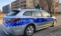 Czterolatek wypadł z balkonu na trzecim piętrze. Wzywano załogę LPR