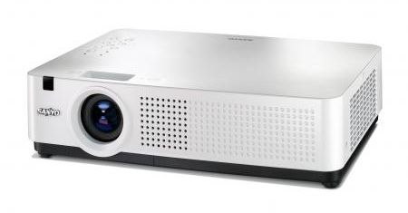 Lekki i jasny projektor? Sanyo PLC-WU3001
