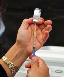 Koronawirus. Nieoficjalnie: osoby zaszczepione nie będą musiały nosić maseczki