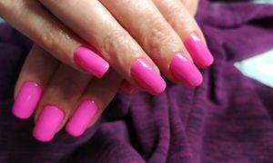 "Niespodzianki pod hybrydą". W takim stanie trafiają do podologa