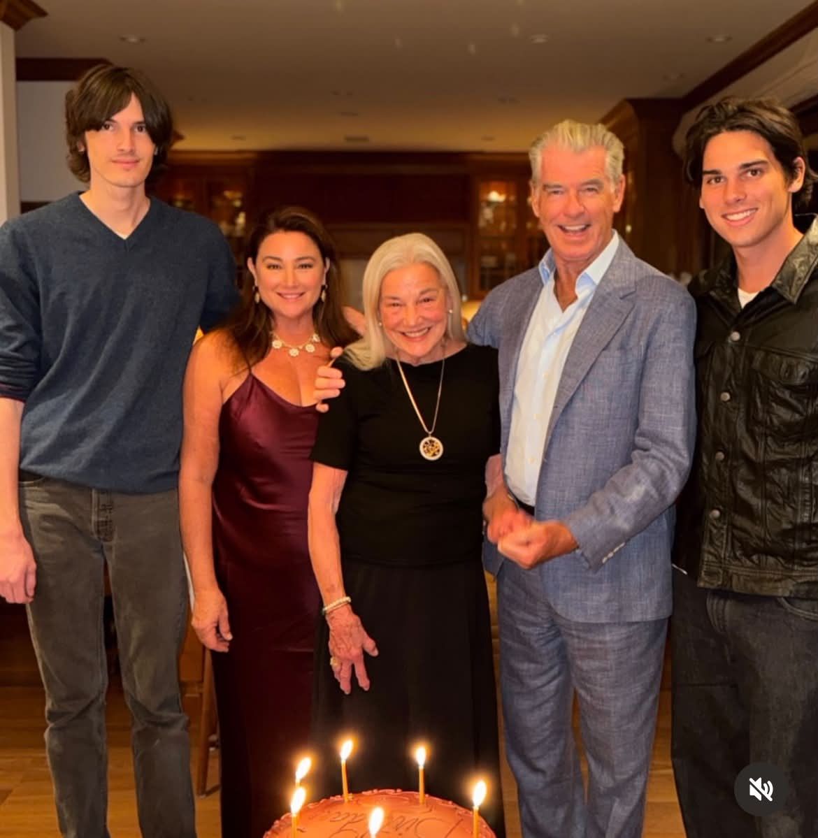 Odmieniona Keely Shaye Smith na nowej fotce