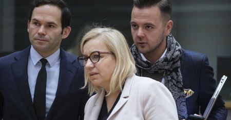 "Nie będziemy importować energii od Putina". Minister środowiska uderza w Konfederację