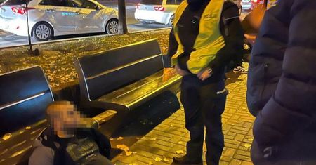 Taranował pojazdy w centrum Lublina. Po wszystkim rzucił się do pieszej ucieczki. Był pijany