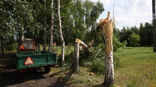 Spokojniejsza noc po nawałnicach. Strażacy z Podkarpacia podsumowują działania