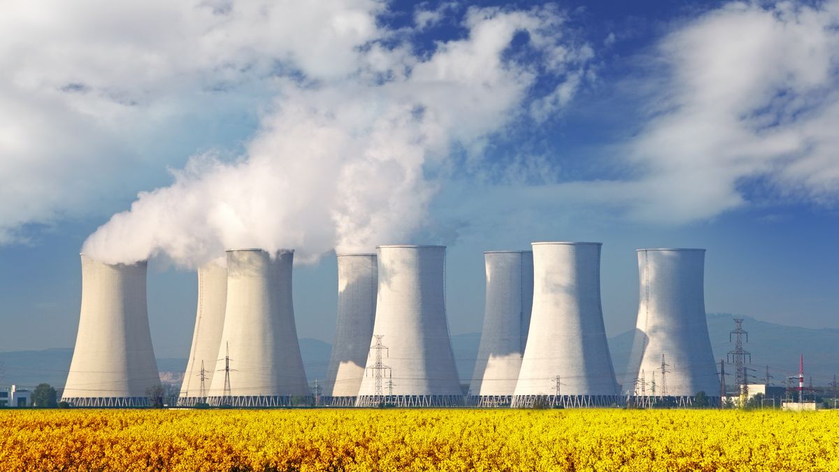 Druga elektrownia jądrowa w Polsce może powstać w Koninie lub Bełchatowie