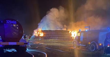 Ogromny pożar. Strażacy walczyli z żywiołem 12 godzin