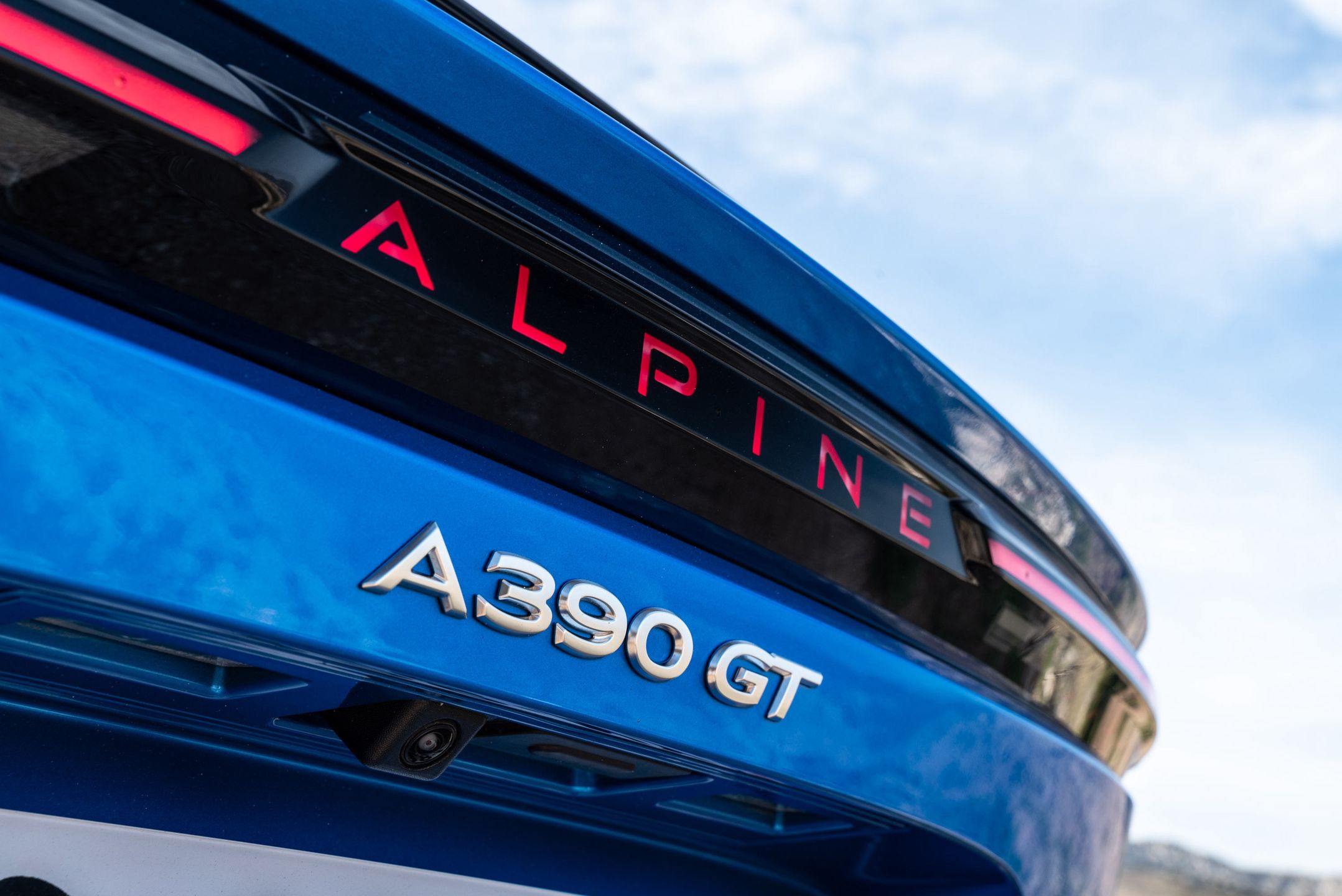 Alpine A390