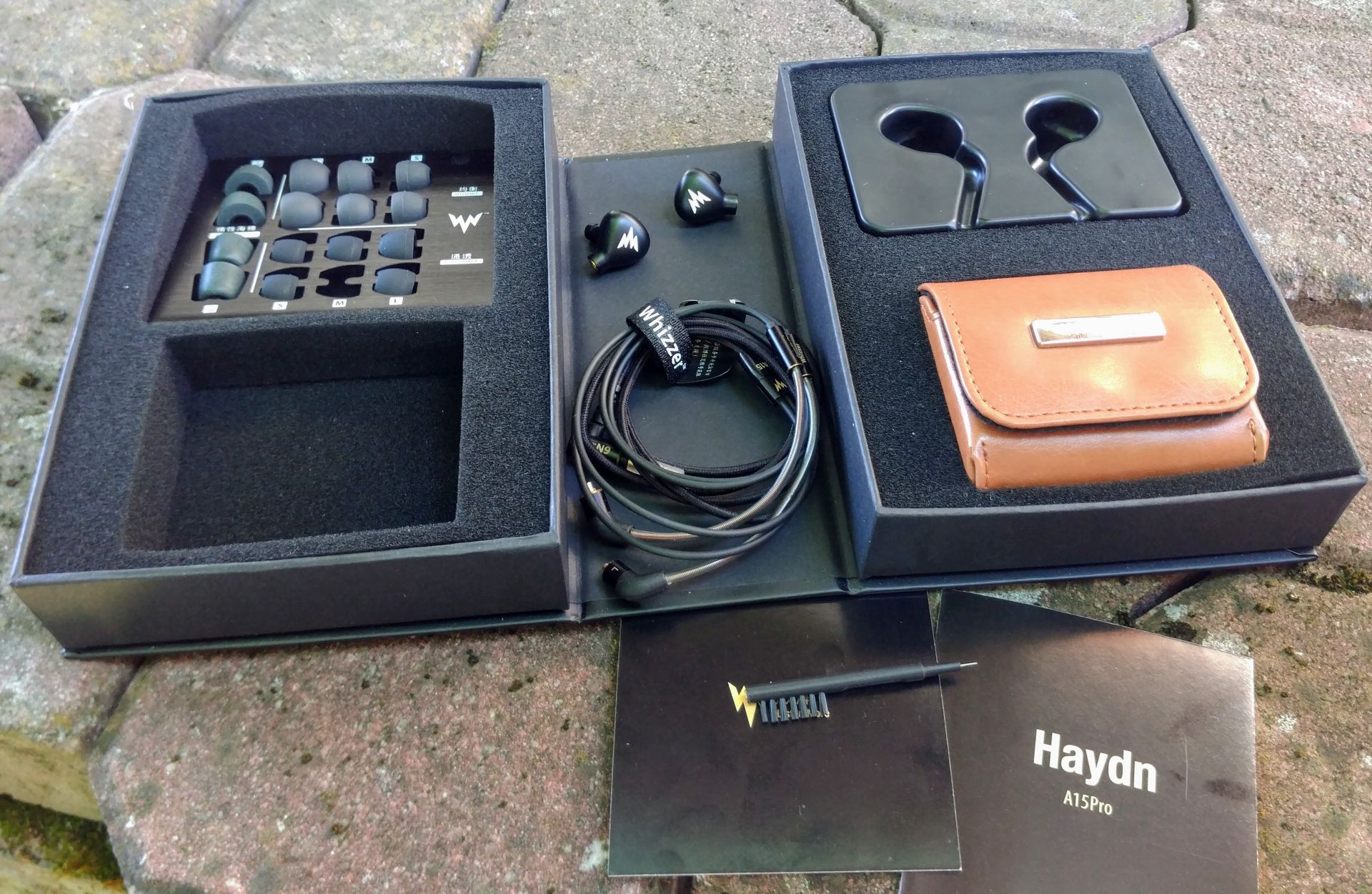 Whizzer Haydn A15 Pro - rewelacyjnie wykonane słuchawki dla fanów klasyki [TEST] 2