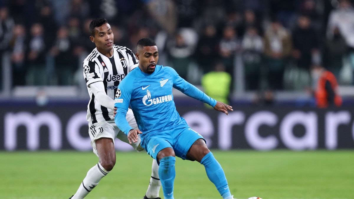 Zenit Petersburg nie zagra w Lidze Mistrzów w sezonie 2022/23. Rosyjskie kluby wyrzucono z europejskich pucharów (Photo by Sportinfoto/DeFodi Images via Getty Images)DeFodi Imagesjuventus fc, zenit st. petersburg, football, zenit, uefa, champions league, league, player, malcom filipe, alex sandro, saison 20212022, 20212022, fussball, herren, europa, ucl, gruppe h, 4. spieltag, 4th matchday, italien, ita, russland, rus, battle for the ball