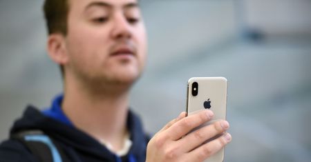 Apple kończy z hasłami. Zastąpi je naszymi palcami i twarzami