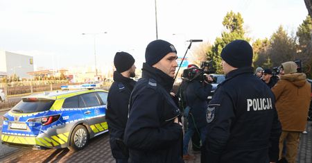 Ziobro był nieuchwytny. Tak tłumaczyła policja: "Działamy na polecenie sądu"