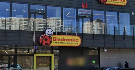 To znika z półek Biedronki. Ludzie są w szoku