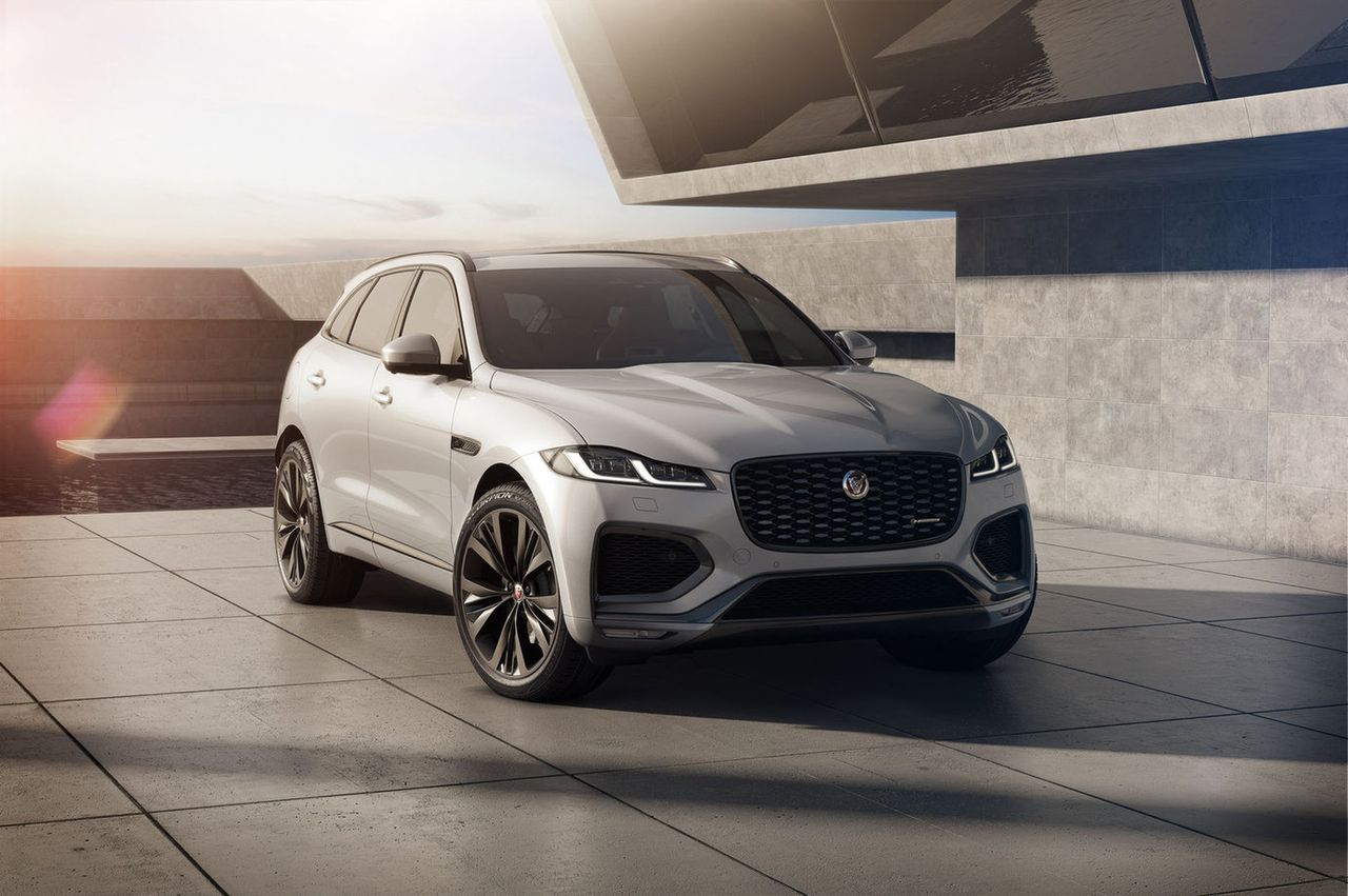 Odświeżony Jaguar F-Pace wjeżdża do salonów. Polskie ceny modelu