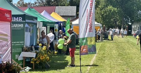 Miodowe Lato w Zarzeczewie. Pszczelarze świętowali także 50-lecie związku [ZDJĘCIA]