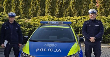 Policjanci pomogli 63-latkowi, który zasłabł na ulicy w Busku-Zdroju