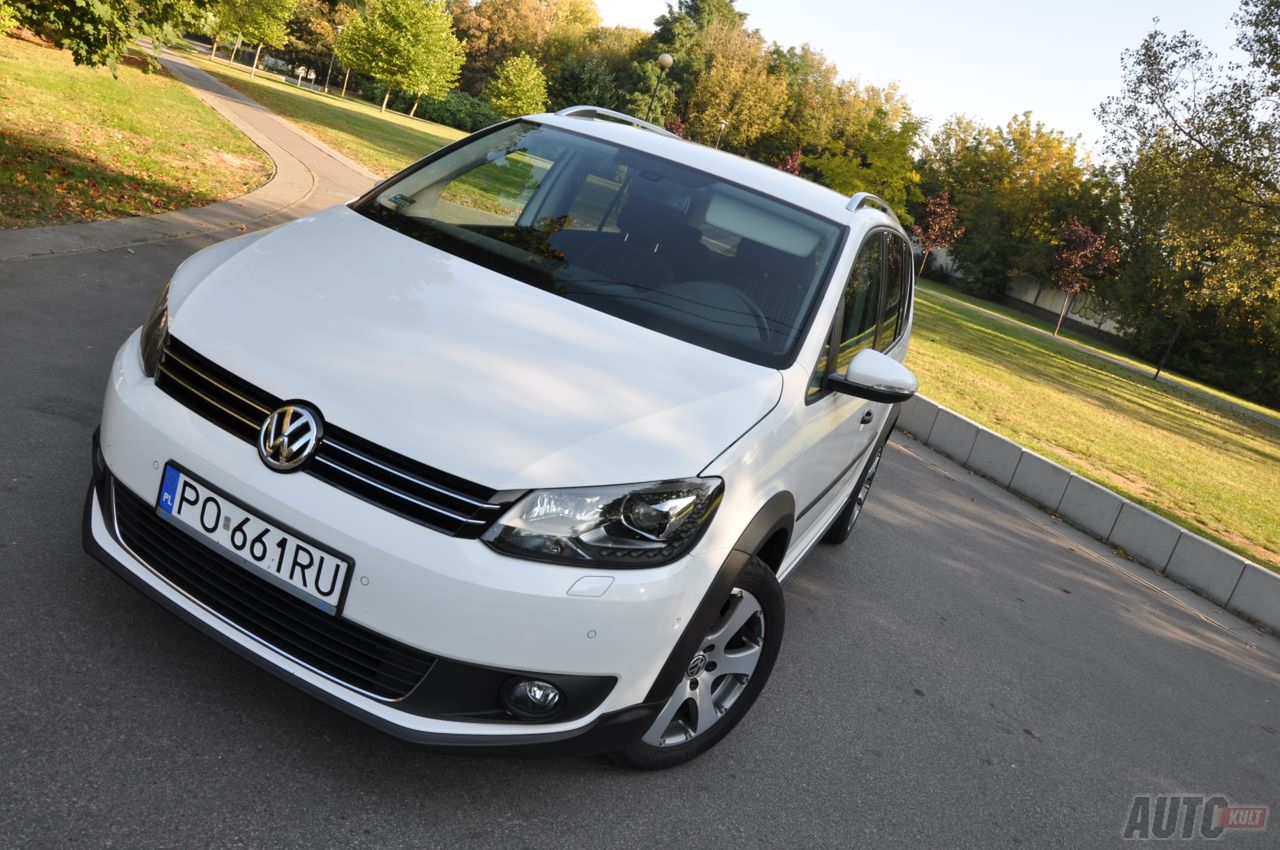 VW Cross Touran