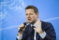 Trzaskowski o ekologicznym aucie. "Zmienię, jak będzie mnie stać"
