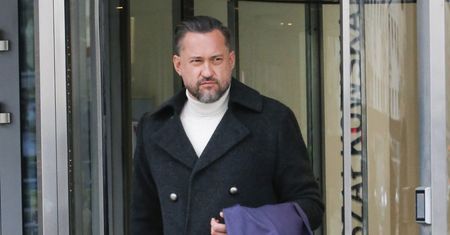 "Wielu go za to nienawidzi". Prokop o Hołowni