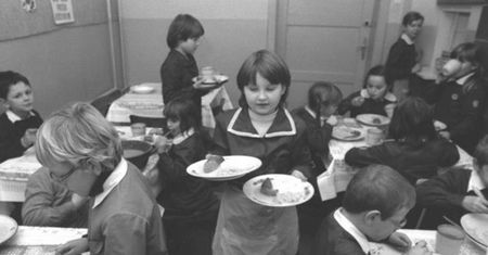 Jedliście na stołówce w PRL-u? Wielu wykłada się już na drugim pytaniu