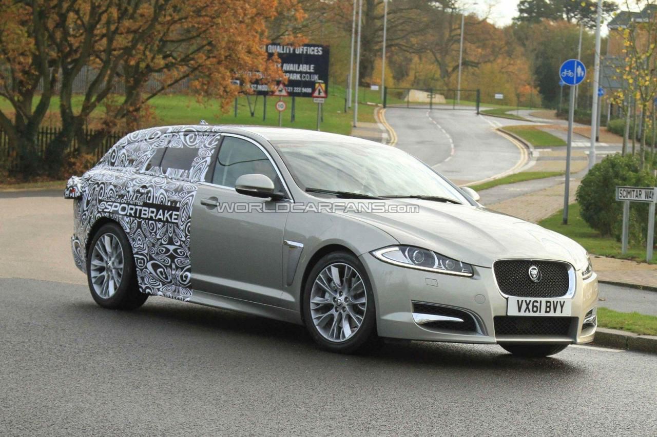 2012 Jaguar XF Sportbrake w kamuflażu