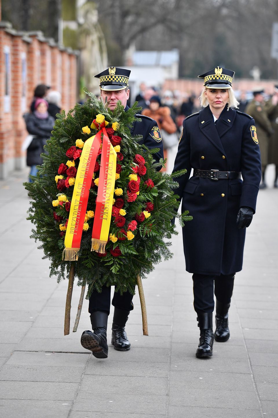 Wieniec od prezydenta Warszawy Rafała Trzaskowskiego
